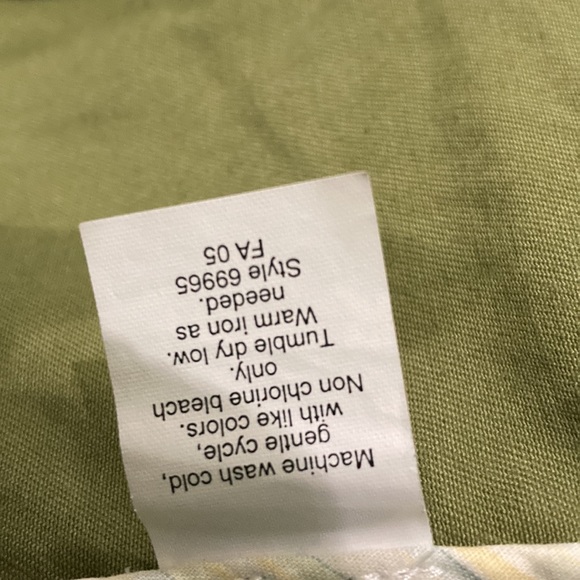 J. CREW Green Jacket. Small. 100% Cotton. Excellent condition; rarely worn. - Picture 4 of 5